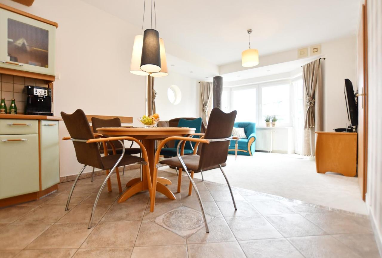 Apartament Porto Z Rowerami Gratis Kołobrzeg Exteriör bild