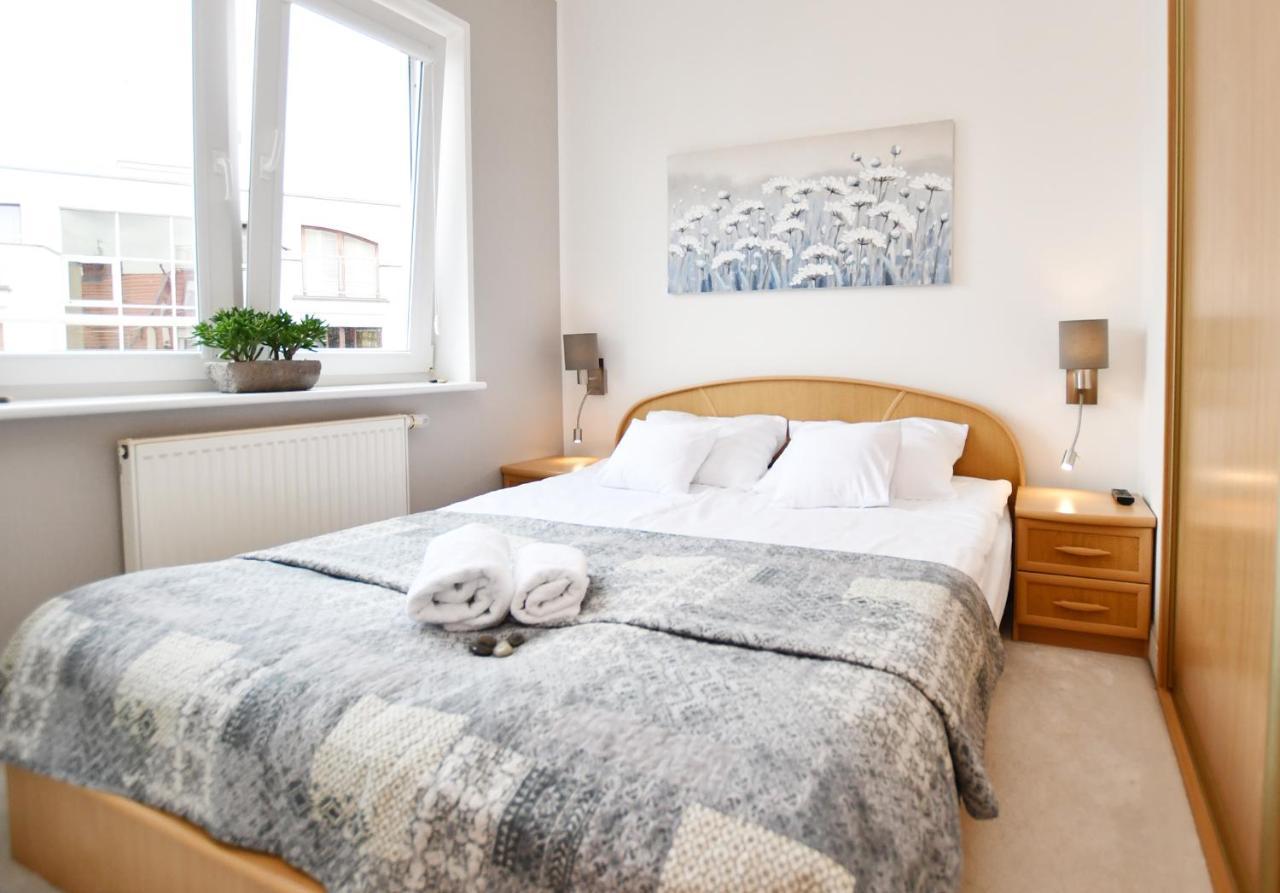 Apartament Porto Z Rowerami Gratis Kołobrzeg Exteriör bild