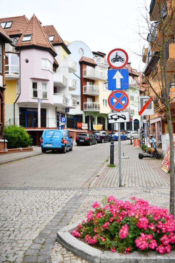 Apartament Porto Z Rowerami Gratis Kołobrzeg Exteriör bild