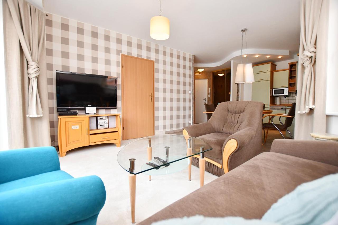 Apartament Porto Z Rowerami Gratis Kołobrzeg Exteriör bild